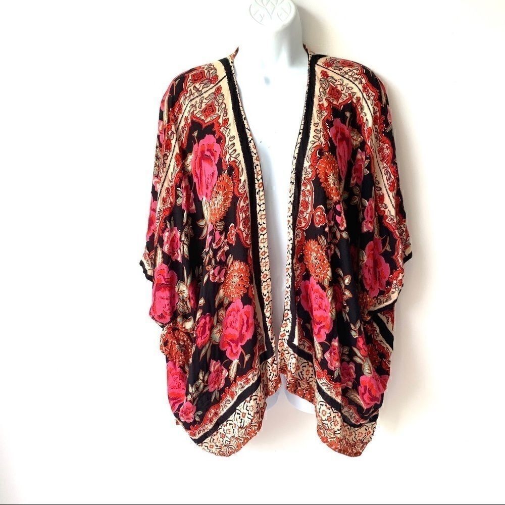 FOREVER 21 BOHO FLORAL WRAP